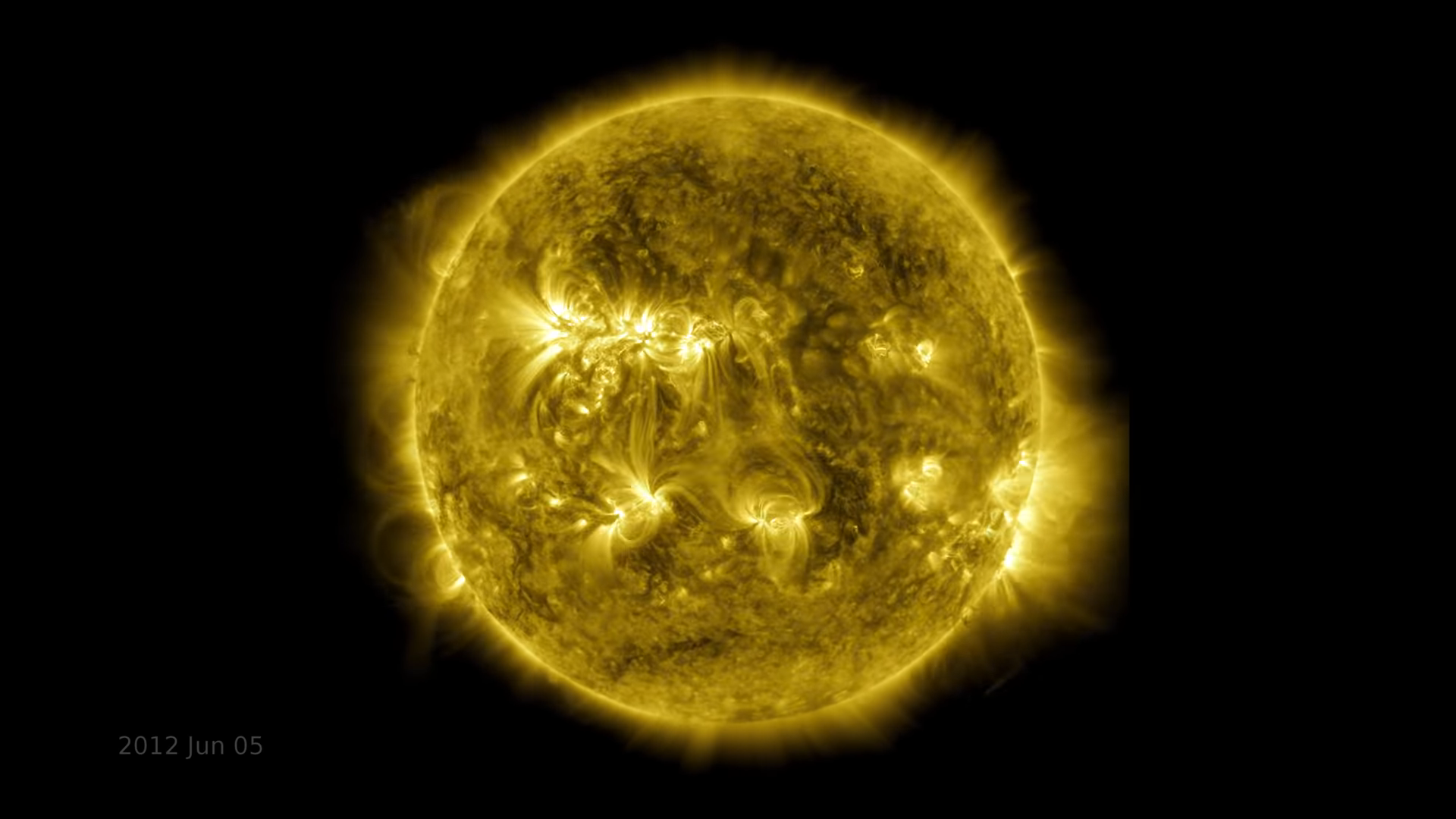 NASA tung video kết hợp bởi 425 triệu bức ảnh chụp mặt trời trong 10 năm